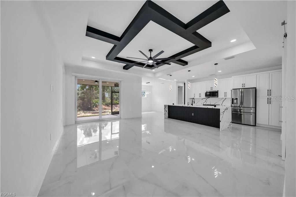 For Sale: $525,000 (3 beds, 2 baths, 1968 Square Feet)