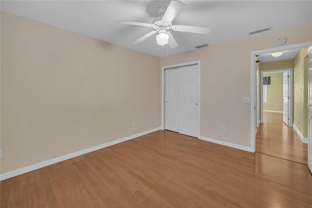 For Sale: $300,000 (3 beds, 2 baths, 1392 Square Feet)
