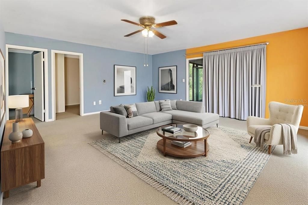 For Sale: $174,900 (2 beds, 1 baths, 896 Square Feet)