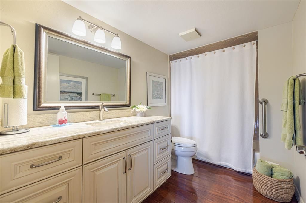For Sale: $429,000 (2 beds, 2 baths, 1640 Square Feet)