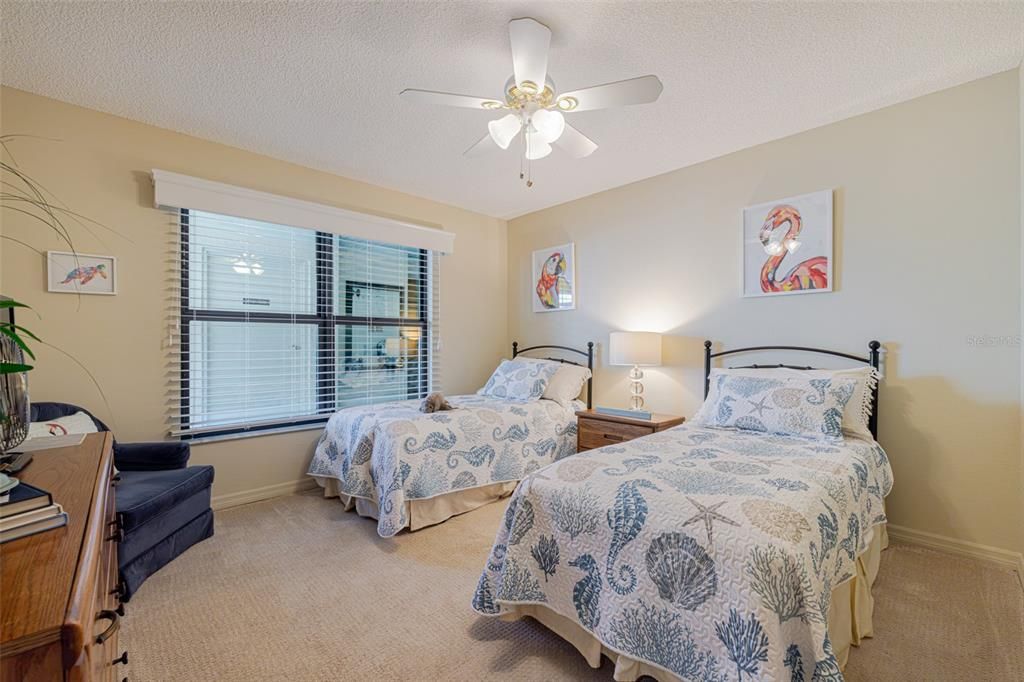 For Sale: $429,000 (2 beds, 2 baths, 1640 Square Feet)