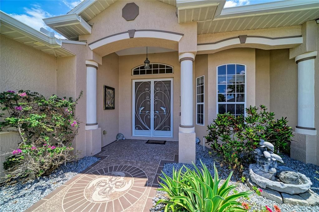 Active With Contract: $710,000 (5 beds, 3 baths, 3056 Square Feet)