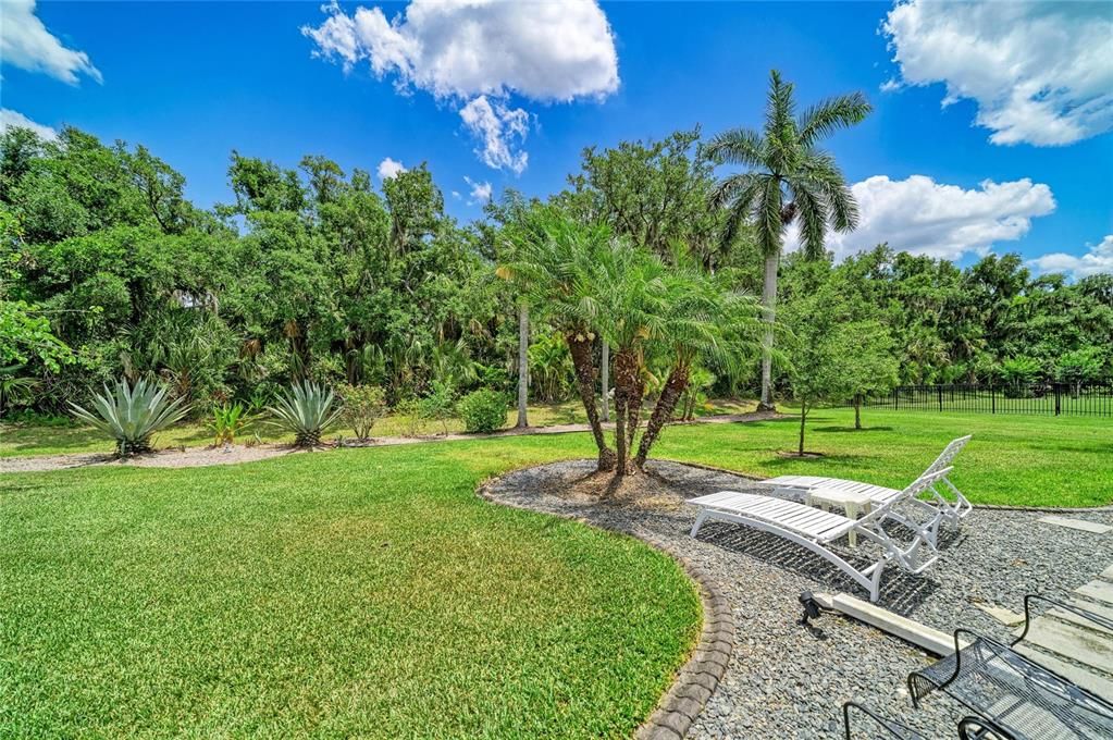 Active With Contract: $710,000 (5 beds, 3 baths, 3056 Square Feet)
