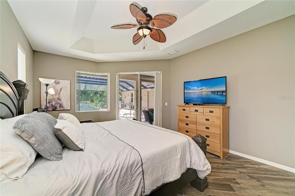 Active With Contract: $710,000 (5 beds, 3 baths, 3056 Square Feet)