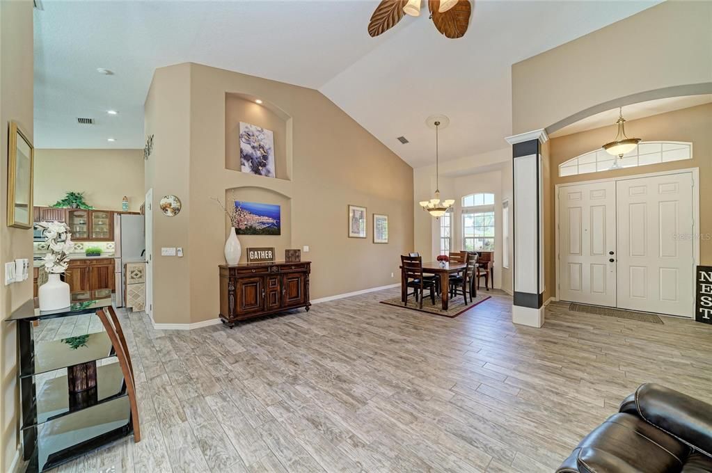 Active With Contract: $710,000 (5 beds, 3 baths, 3056 Square Feet)