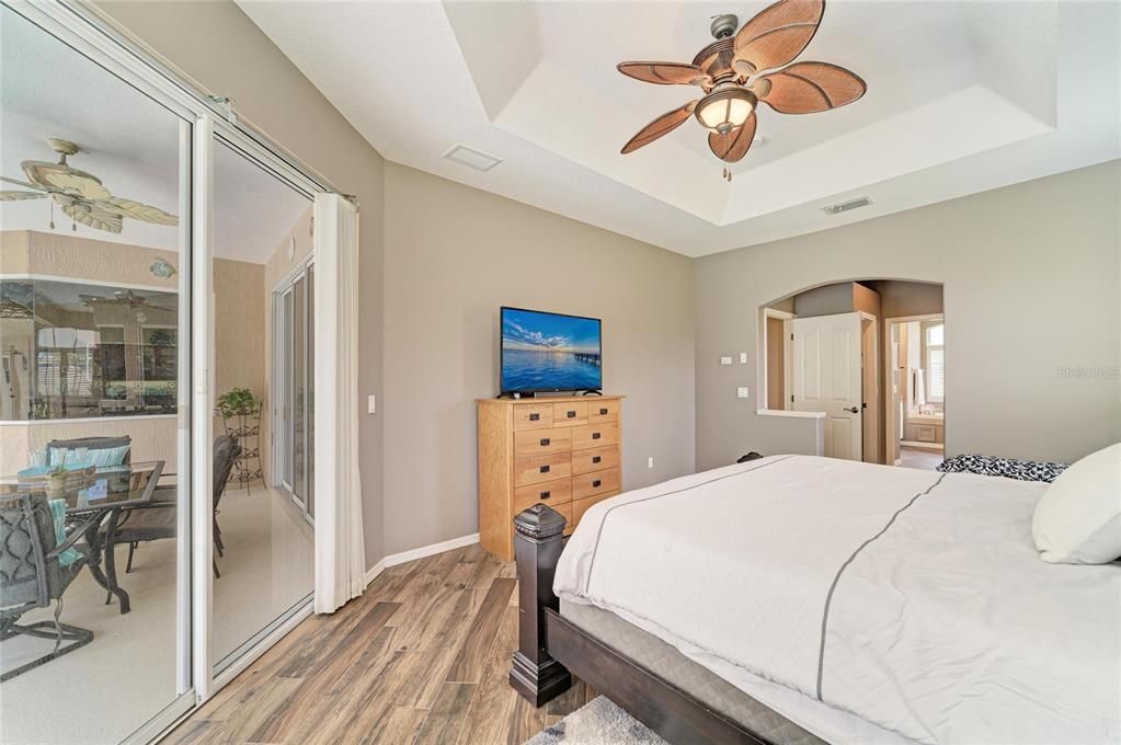Active With Contract: $710,000 (5 beds, 3 baths, 3056 Square Feet)