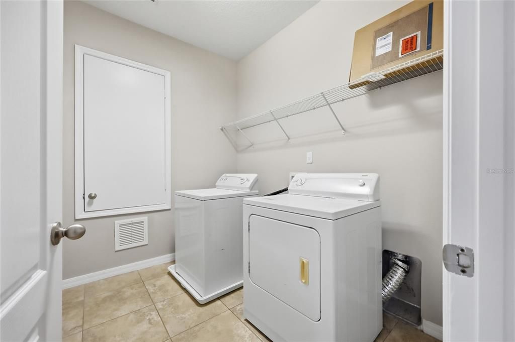 Active With Contract: $494,000 (4 beds, 3 baths, 2762 Square Feet)