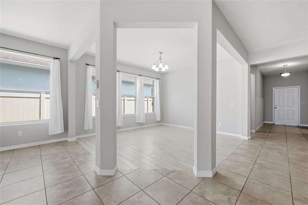 Active With Contract: $494,000 (4 beds, 3 baths, 2762 Square Feet)