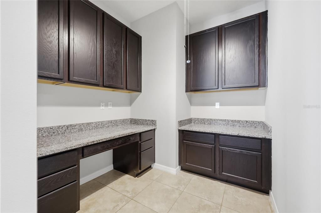 Active With Contract: $494,000 (4 beds, 3 baths, 2762 Square Feet)