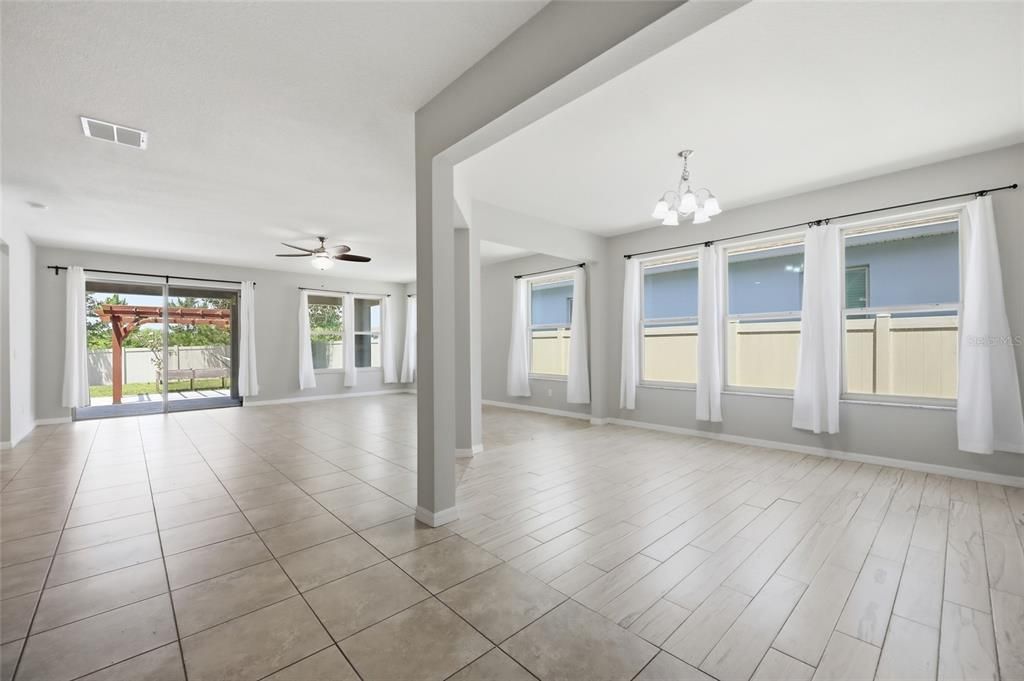 Active With Contract: $494,000 (4 beds, 3 baths, 2762 Square Feet)
