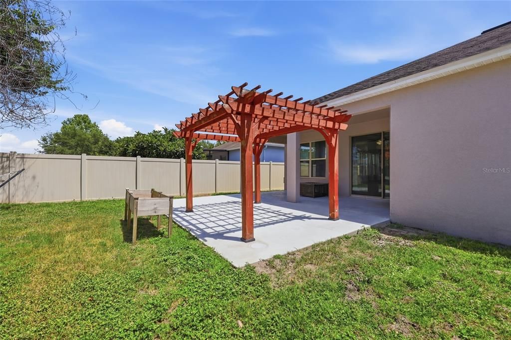 Active With Contract: $494,000 (4 beds, 3 baths, 2762 Square Feet)