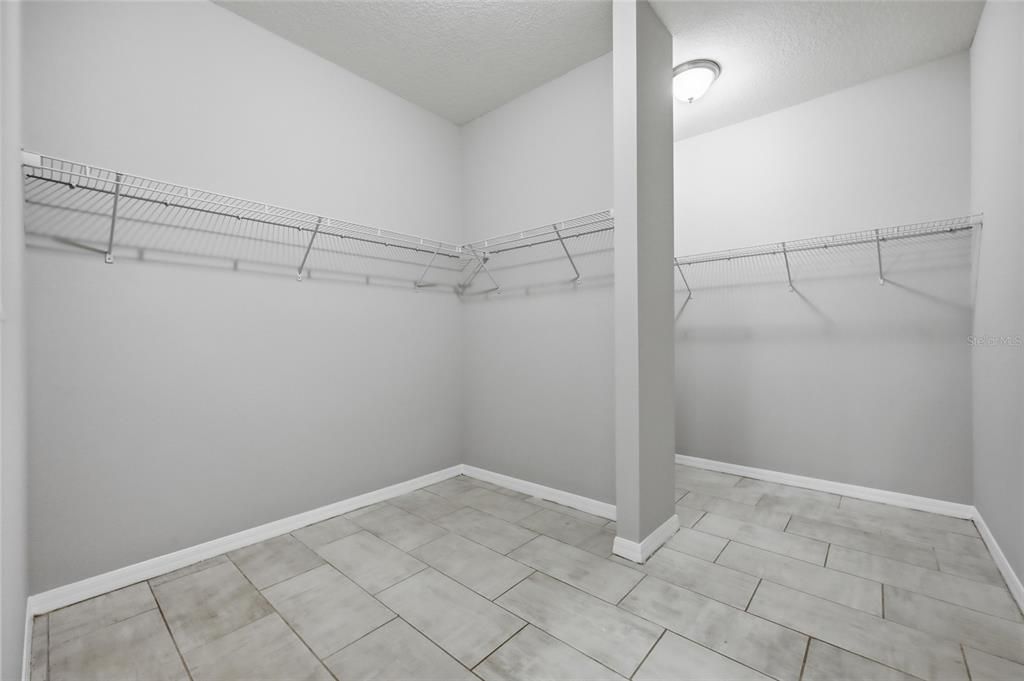 Active With Contract: $494,000 (4 beds, 3 baths, 2762 Square Feet)