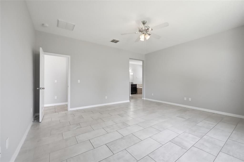 Active With Contract: $494,000 (4 beds, 3 baths, 2762 Square Feet)