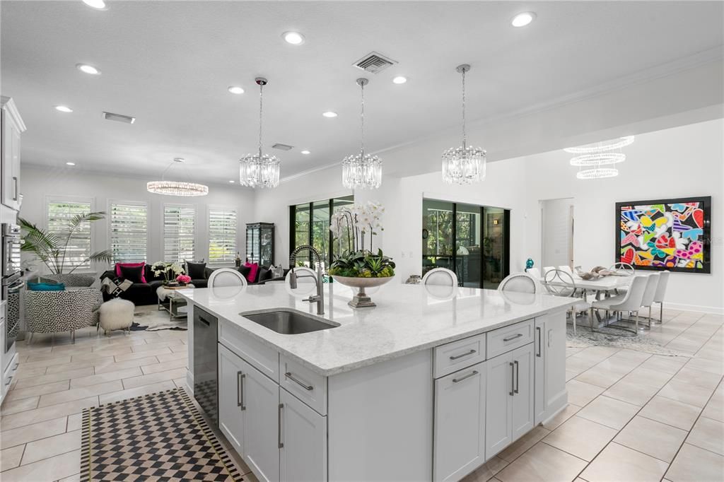 For Sale: $1,695,000 (5 beds, 5 baths, 4289 Square Feet)