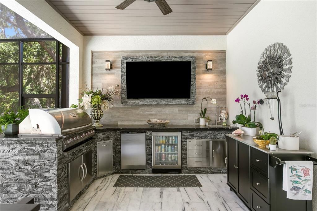 For Sale: $1,695,000 (5 beds, 5 baths, 4289 Square Feet)