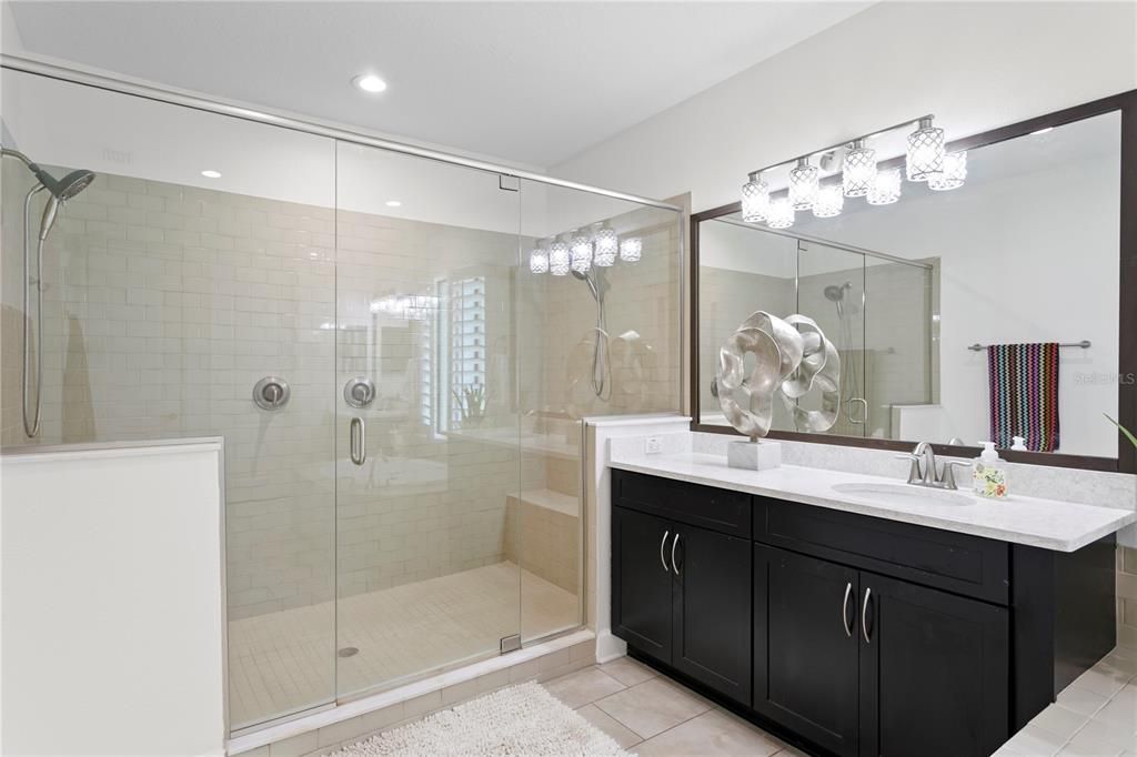 For Sale: $1,695,000 (5 beds, 5 baths, 4289 Square Feet)