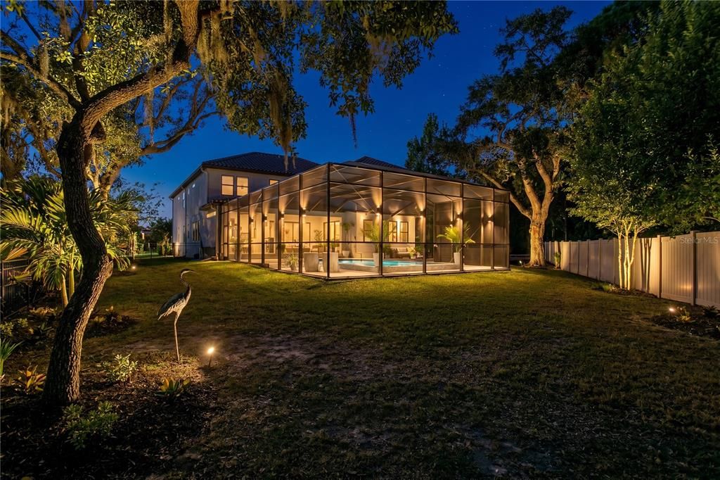 For Sale: $1,695,000 (5 beds, 5 baths, 4289 Square Feet)