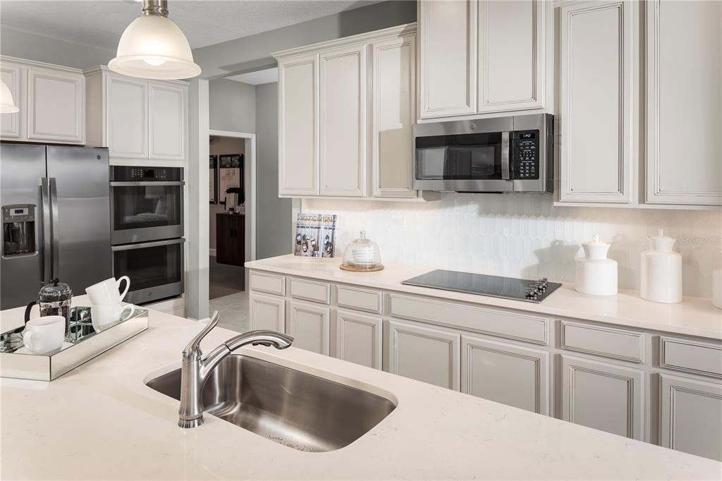 For Sale: $429,990 (3 beds, 2 baths, 2748 Square Feet)