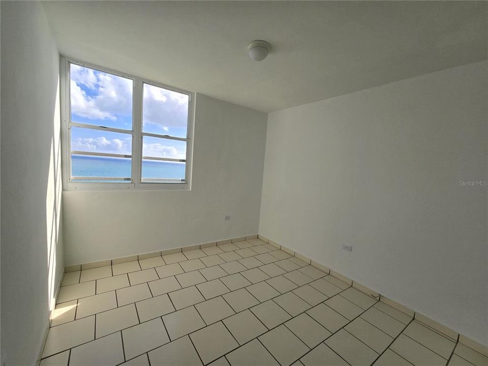 Activo con contrato: $715,000 (3 camas, 2 baños, 1456 Pies cuadrados)