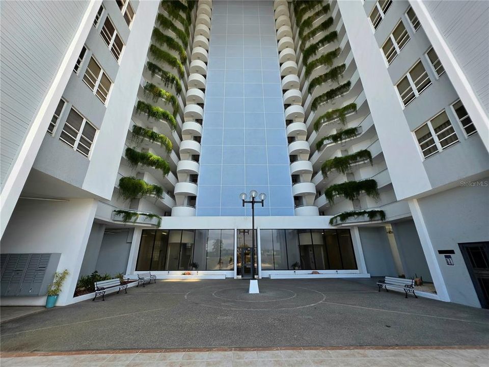 Activo con contrato: $715,000 (3 camas, 2 baños, 1456 Pies cuadrados)