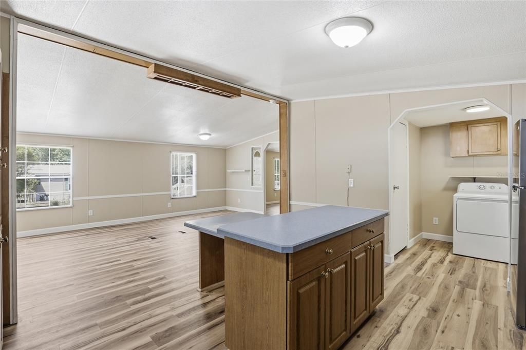 For Sale: $199,000 (3 beds, 2 baths, 1678 Square Feet)
