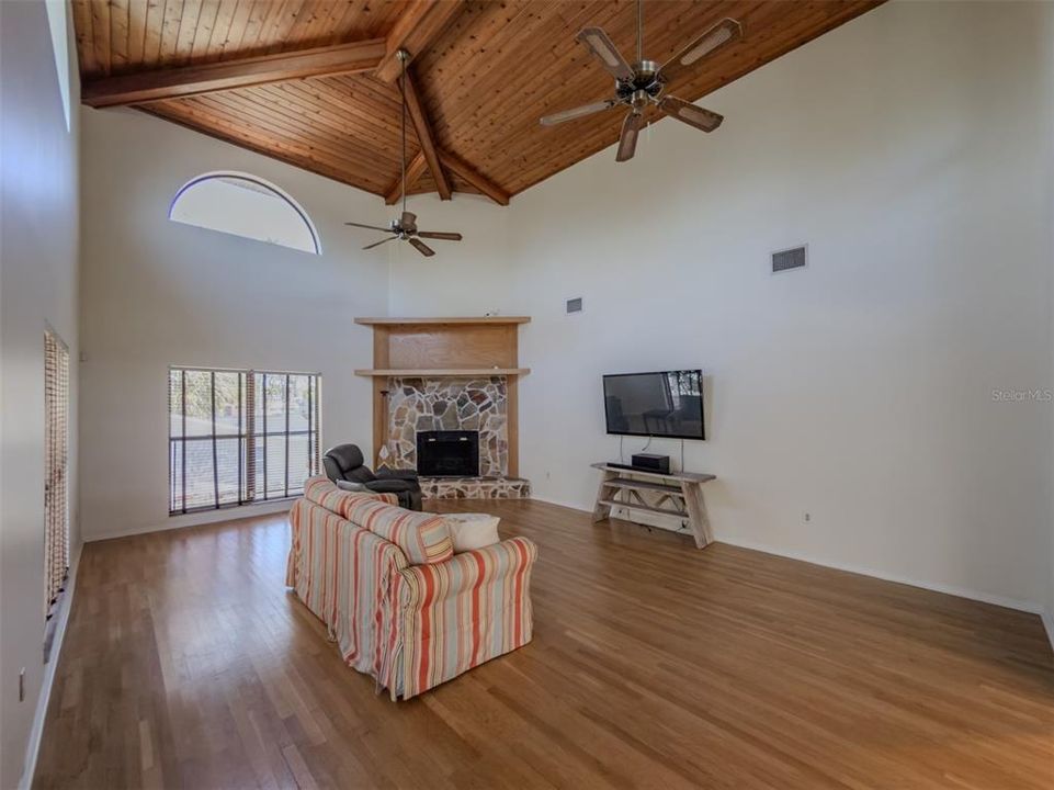 Active With Contract: $874,900 (3 beds, 2 baths, 3384 Square Feet)
