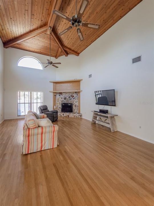 Active With Contract: $874,900 (3 beds, 2 baths, 3384 Square Feet)
