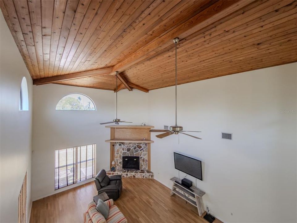 Active With Contract: $874,900 (3 beds, 2 baths, 3384 Square Feet)