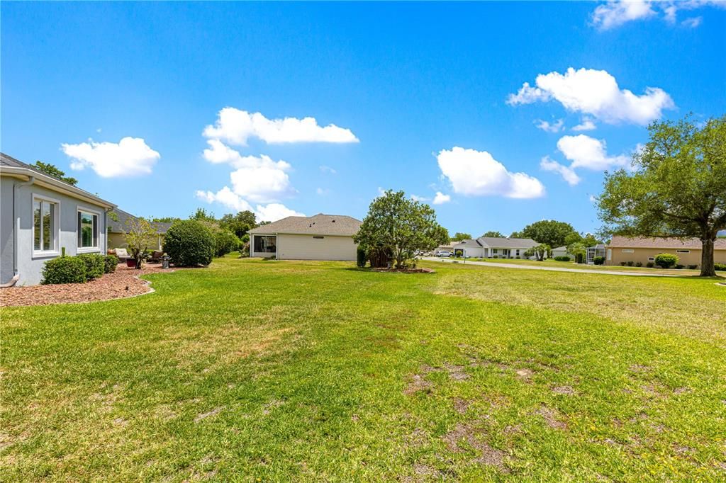 For Sale: $468,000 (2 beds, 2 baths, 2368 Square Feet)