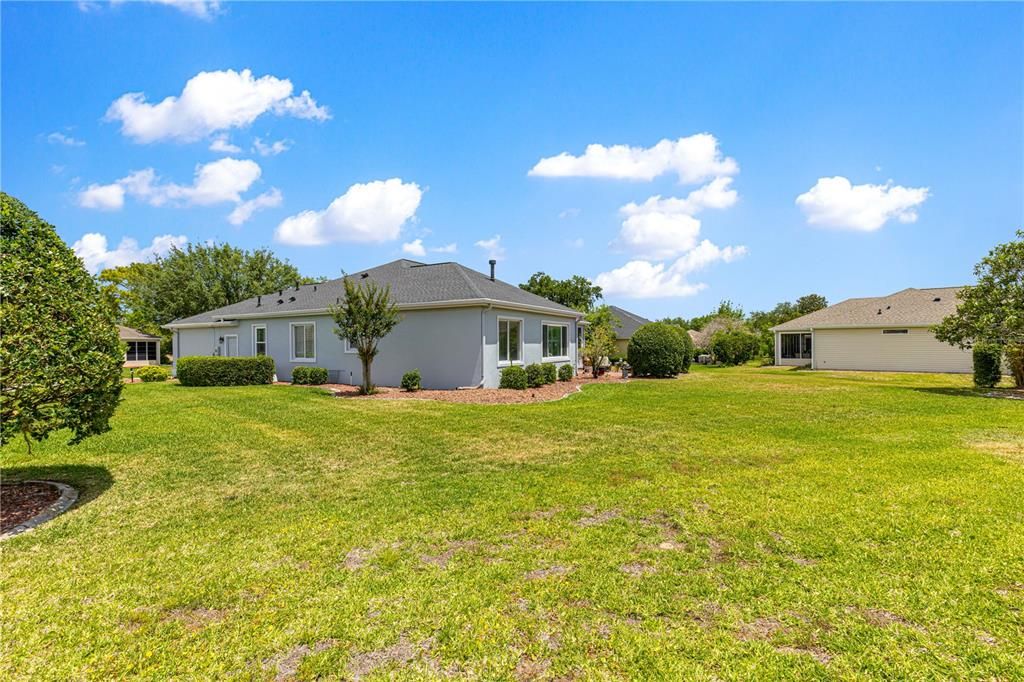 For Sale: $468,000 (2 beds, 2 baths, 2368 Square Feet)