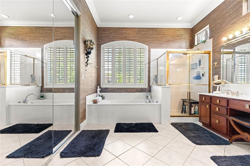 For Sale: $468,000 (2 beds, 2 baths, 2368 Square Feet)