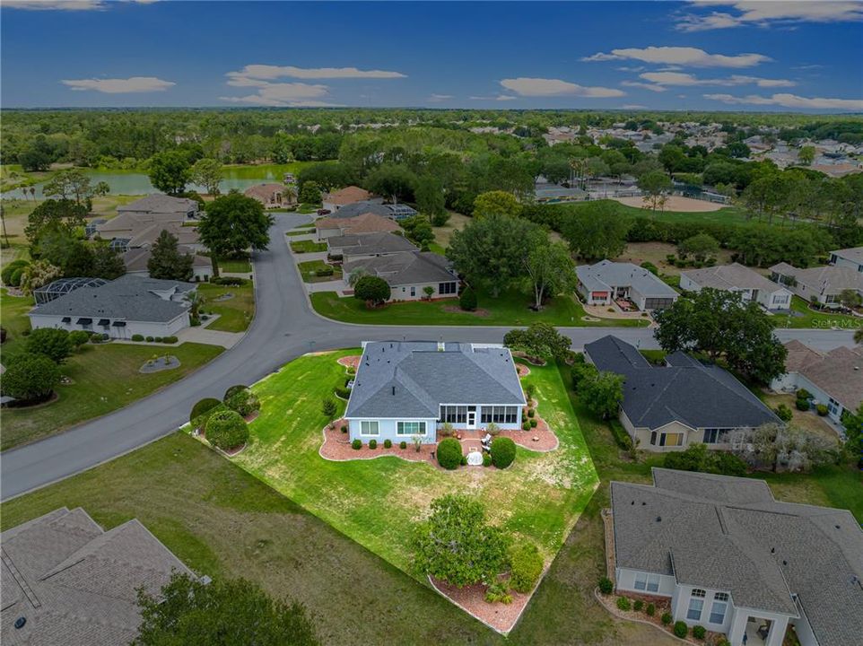 For Sale: $468,000 (2 beds, 2 baths, 2368 Square Feet)