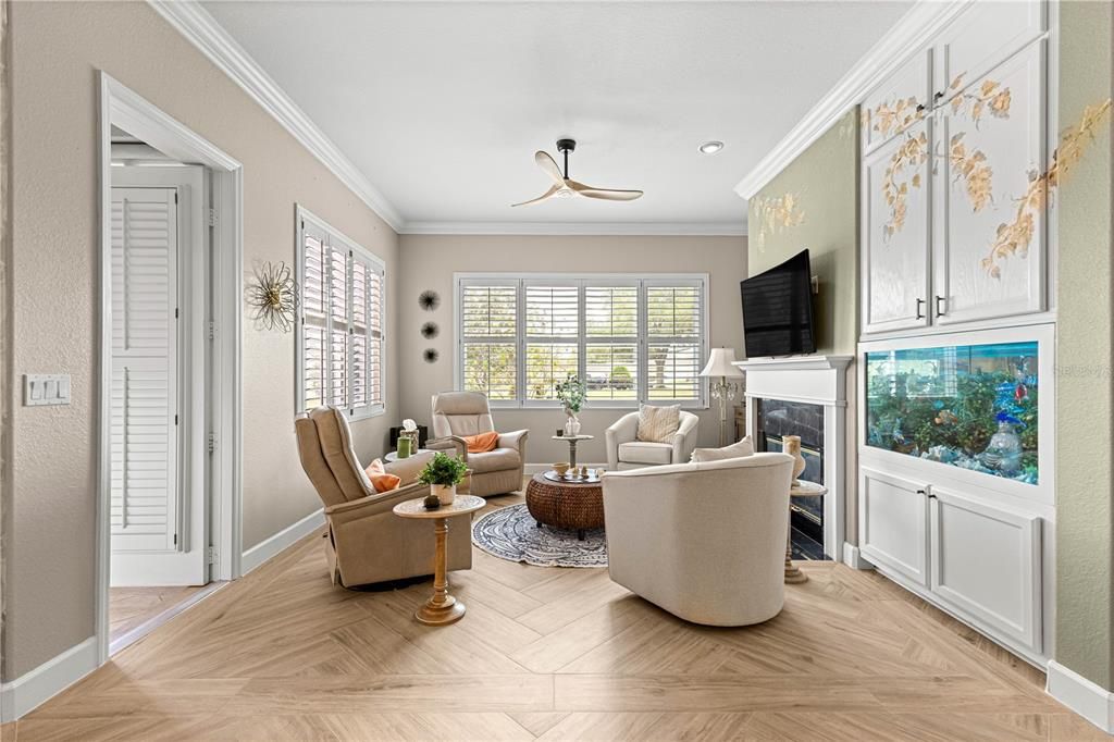 For Sale: $468,000 (2 beds, 2 baths, 2368 Square Feet)