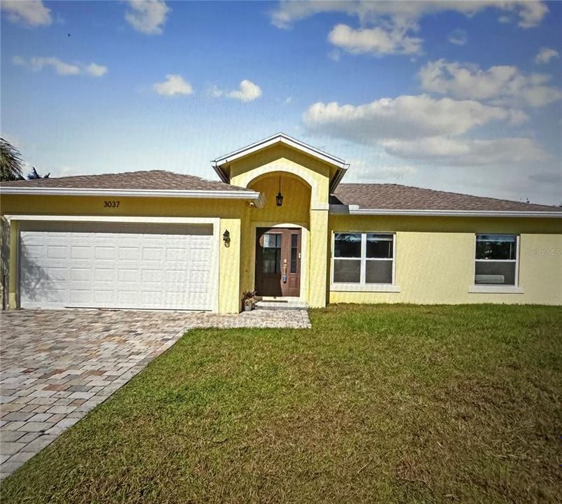 Vendido Recientemente: $435,000 (3 camas, 2 baños, 1622 Pies cuadrados)