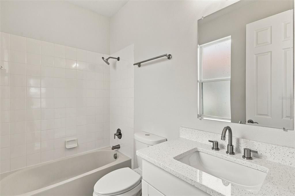 En Venta: $595,000 (4 camas, 3 baños, 3823 Pies cuadrados)