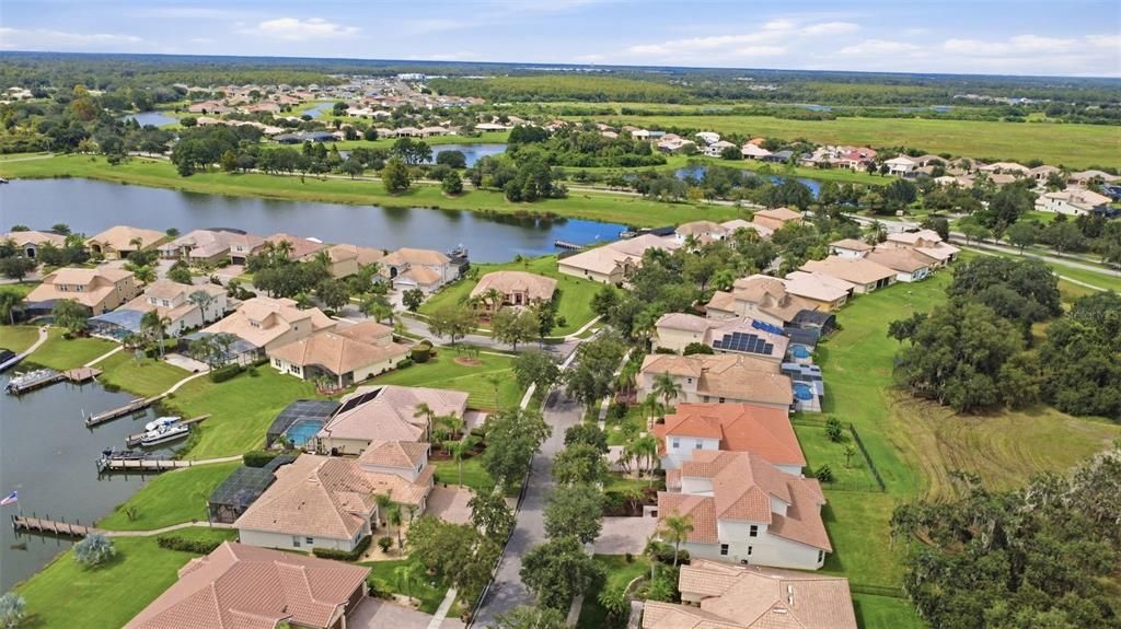 En Venta: $595,000 (4 camas, 3 baños, 3823 Pies cuadrados)
