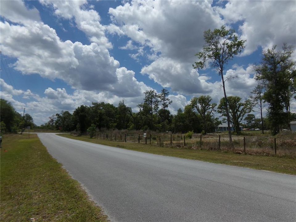 На продажу: $34,500 (0.95 acres)