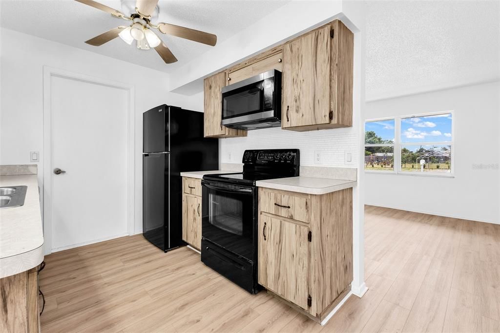 En Venta: $187,000 (2 camas, 2 baños, 1124 Pies cuadrados)