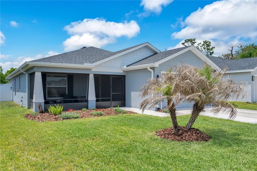 For Sale: $299,999 (3 beds, 2 baths, 1594 Square Feet)