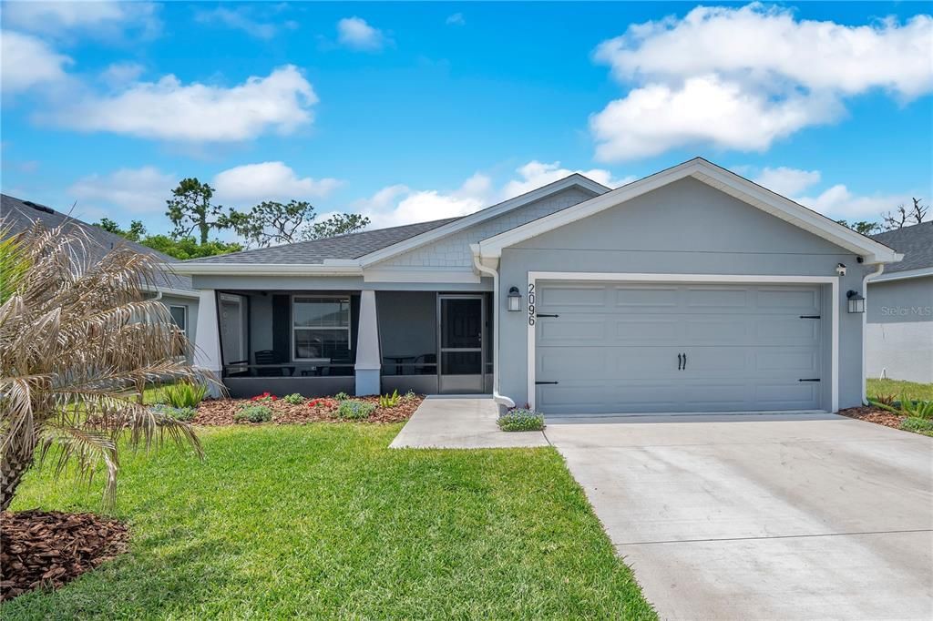For Sale: $299,999 (3 beds, 2 baths, 1594 Square Feet)