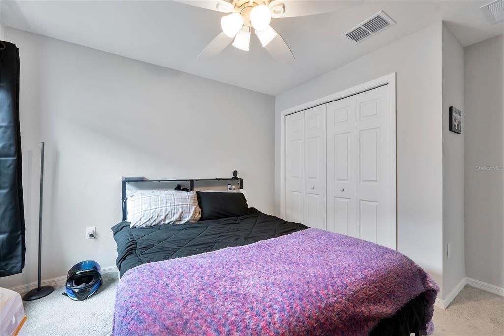 For Sale: $299,999 (3 beds, 2 baths, 1594 Square Feet)