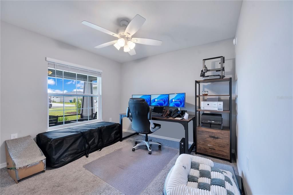 For Sale: $299,999 (3 beds, 2 baths, 1594 Square Feet)