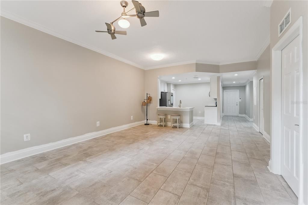 En Venta: $499,000 (3 camas, 2 baños, 1430 Pies cuadrados)