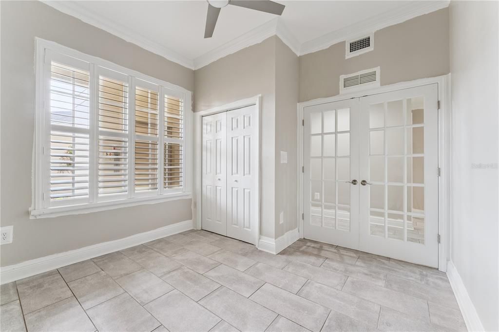 For Sale: $499,000 (3 beds, 2 baths, 1430 Square Feet)