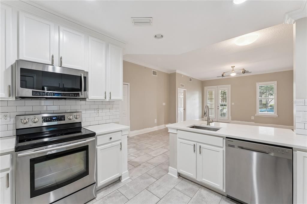 For Sale: $499,000 (3 beds, 2 baths, 1430 Square Feet)