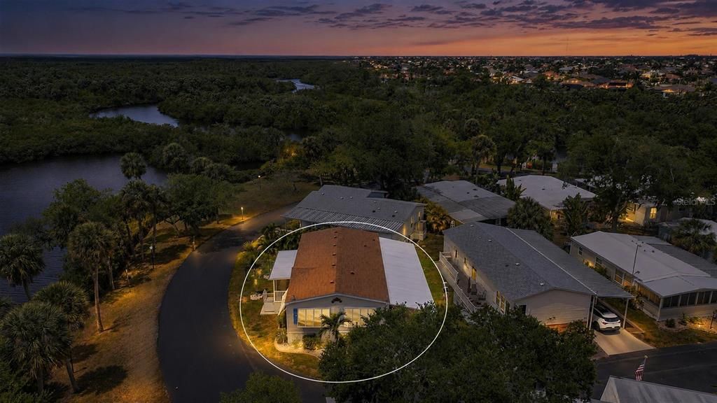 На продажу: $199,000 (2 спален, 2 ванн, 1456 Квадратных фут)