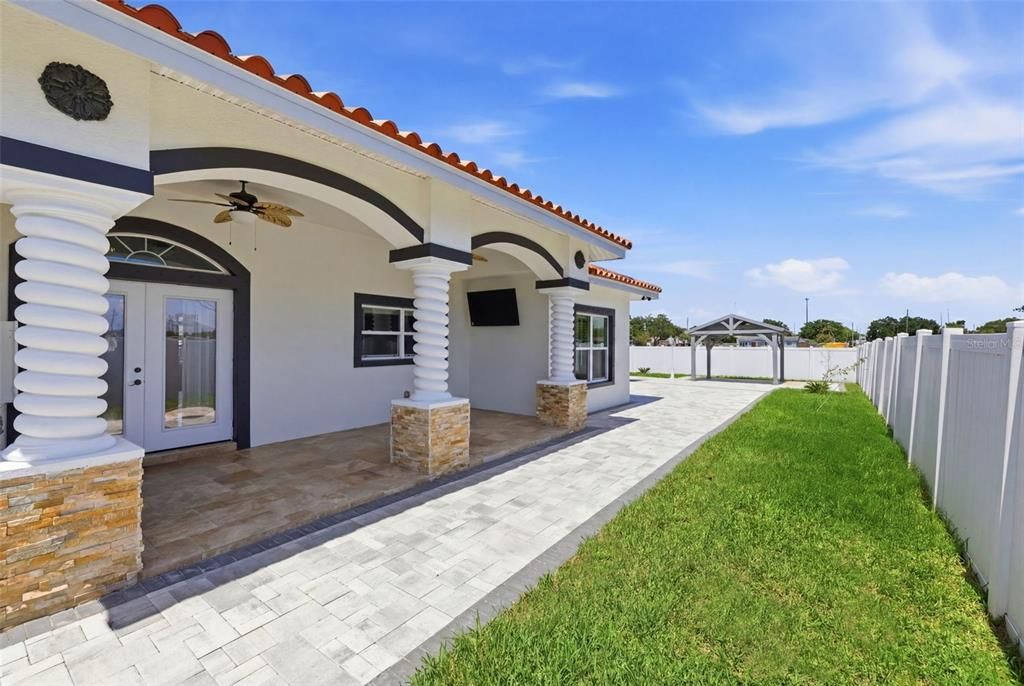 En Venta: $1,190,000 (4 camas, 3 baños, 2846 Pies cuadrados)
