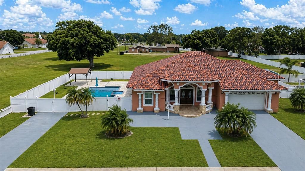En Venta: $1,190,000 (4 camas, 3 baños, 2846 Pies cuadrados)