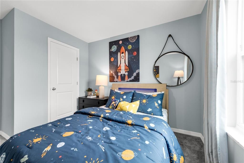 For Rent: $2,016 (3 beds, 2 baths, 1451 Square Feet)