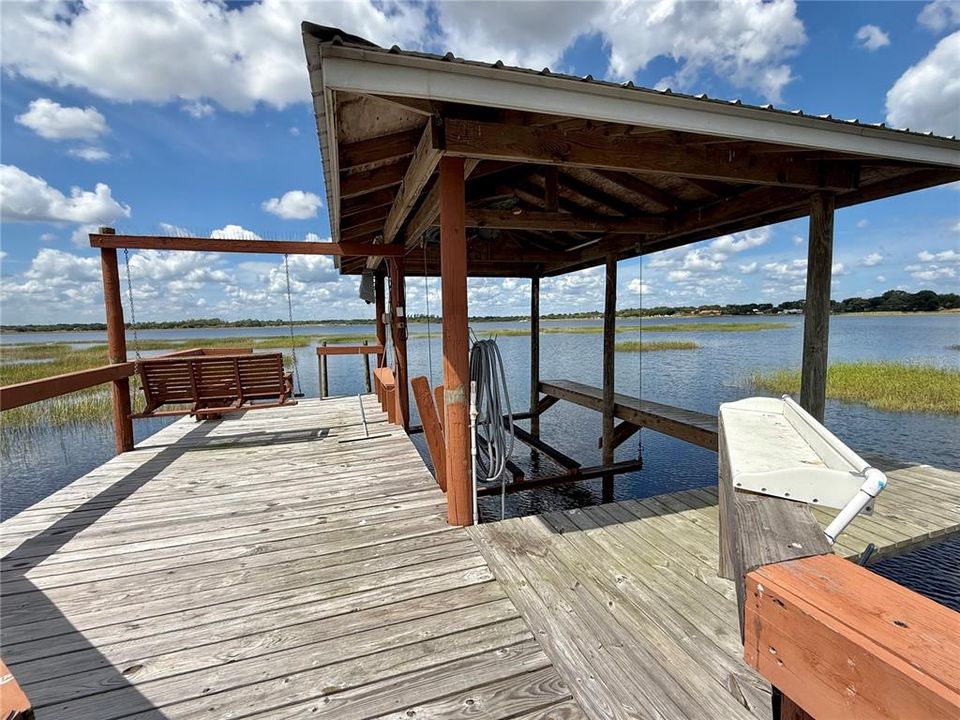 For Sale: $459,000 (2 beds, 2 baths, 1424 Square Feet)